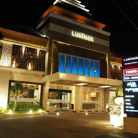 Luminor Hotel Banyuwangi By Wh Экстерьер фото