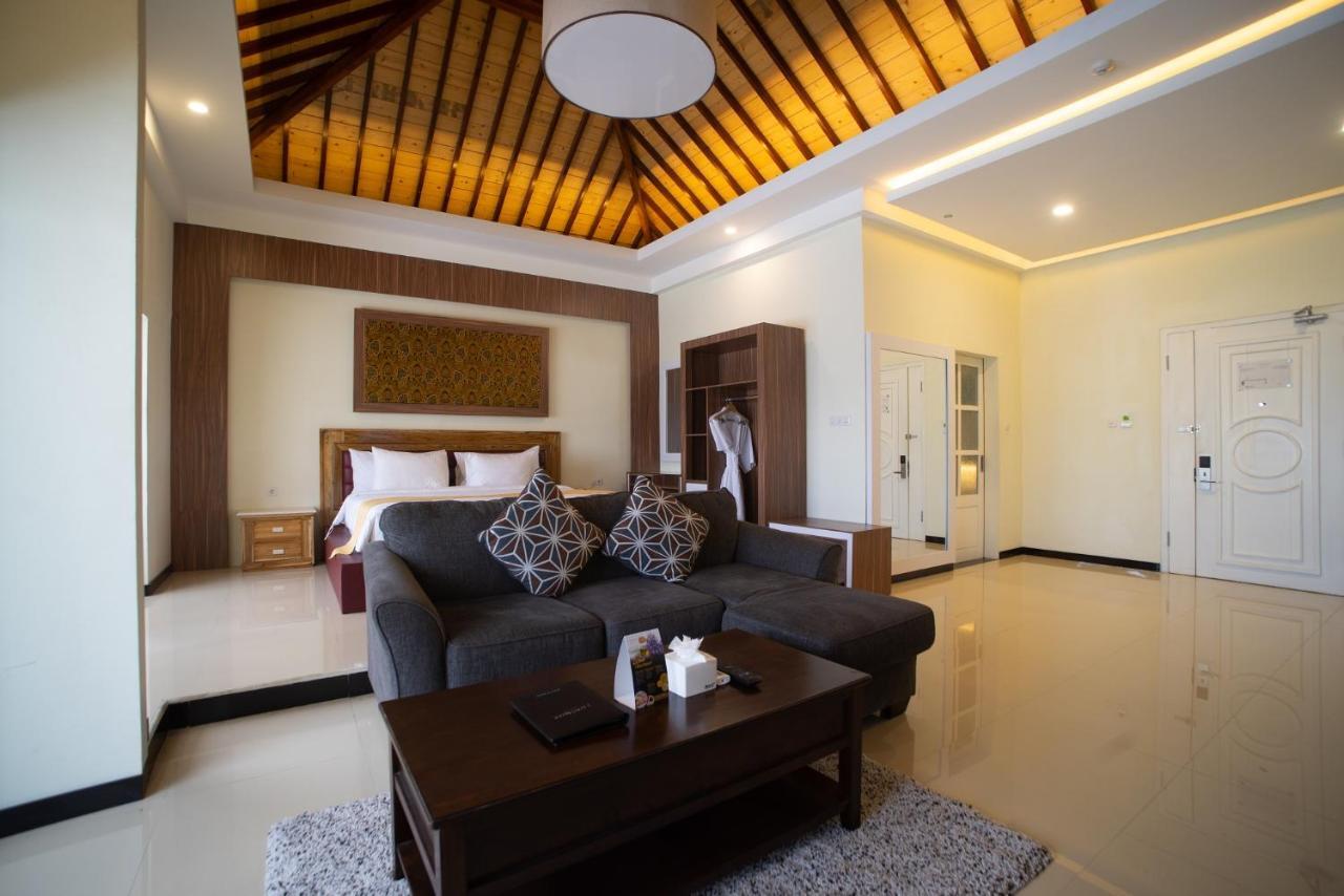 Luminor Hotel Banyuwangi By Wh Экстерьер фото