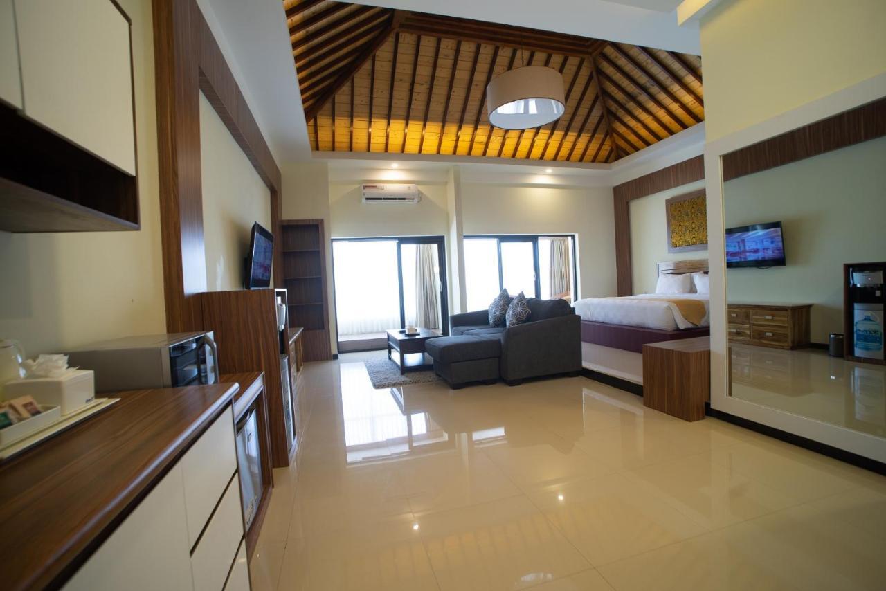 Luminor Hotel Banyuwangi By Wh Экстерьер фото