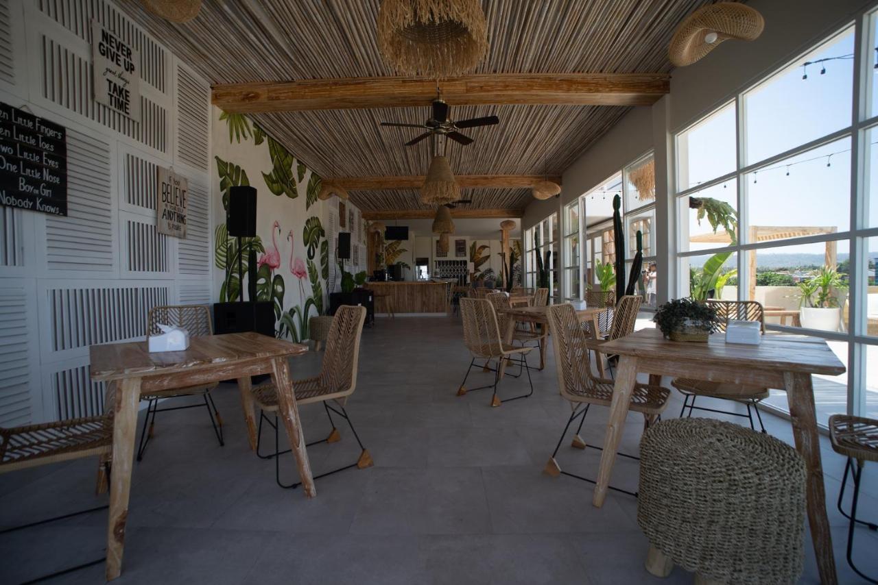 Luminor Hotel Banyuwangi By Wh Экстерьер фото