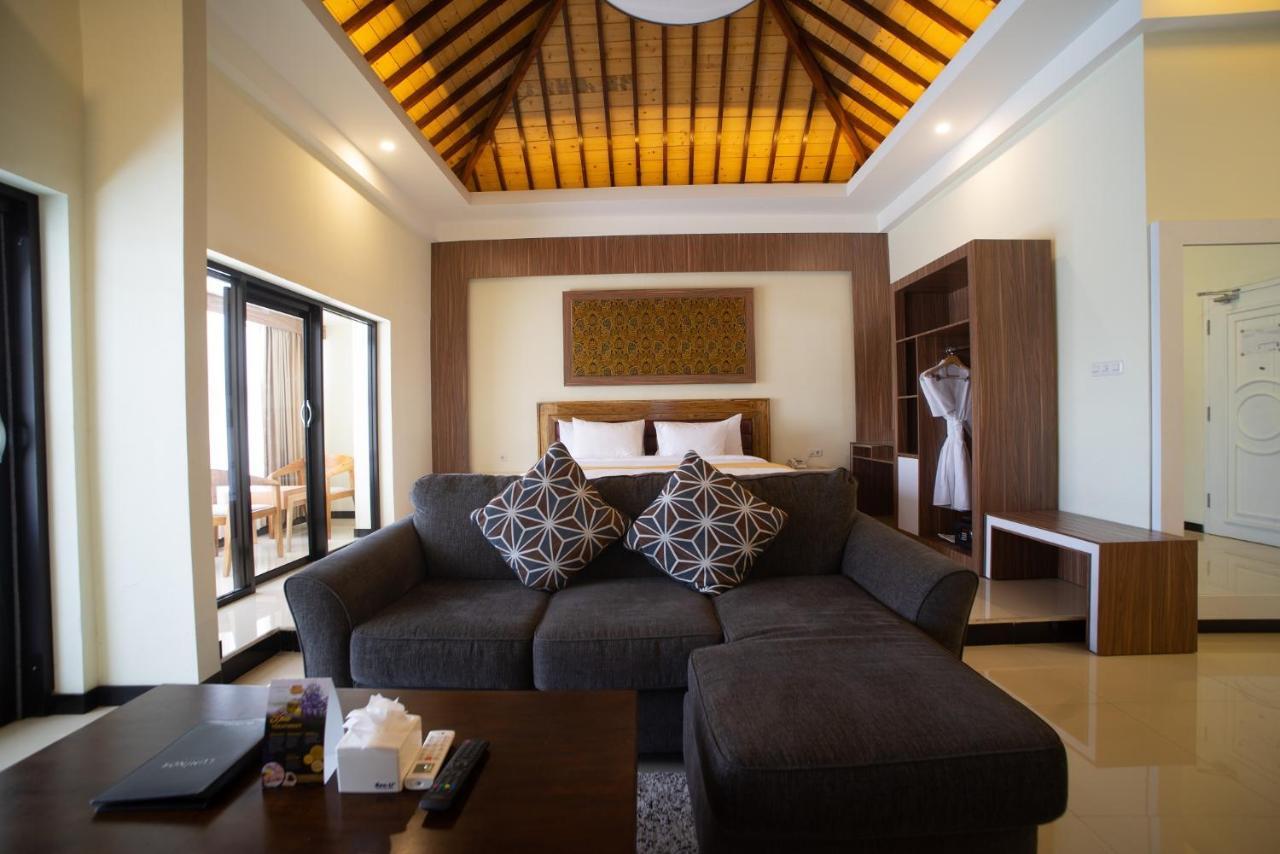 Luminor Hotel Banyuwangi By Wh Экстерьер фото