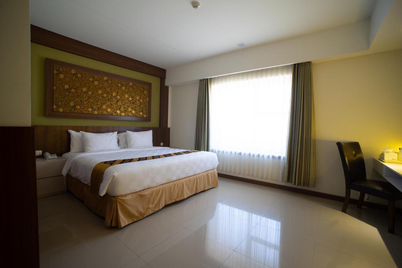 Luminor Hotel Banyuwangi By Wh Экстерьер фото