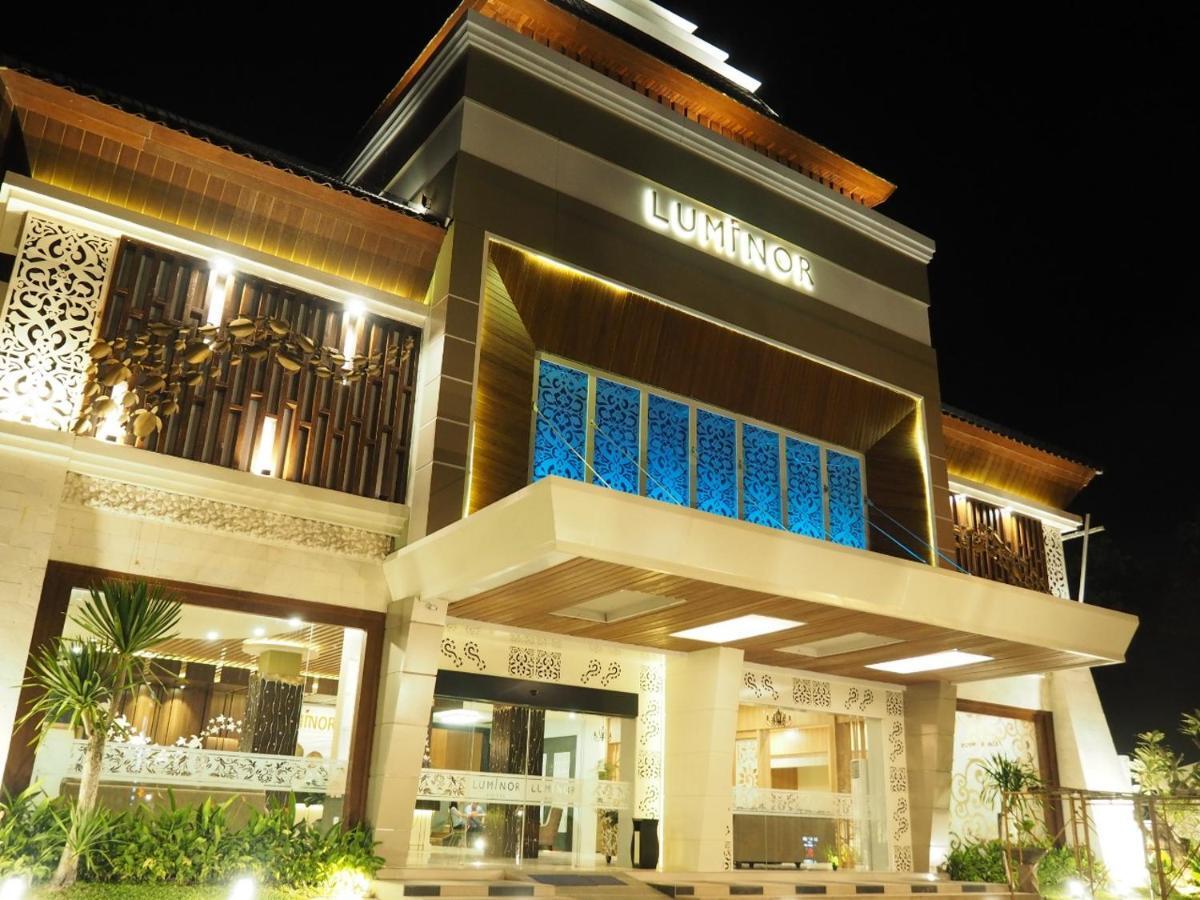 Luminor Hotel Banyuwangi By Wh Экстерьер фото
